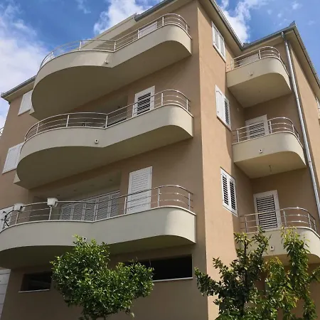 Apartment Dream Podstrana