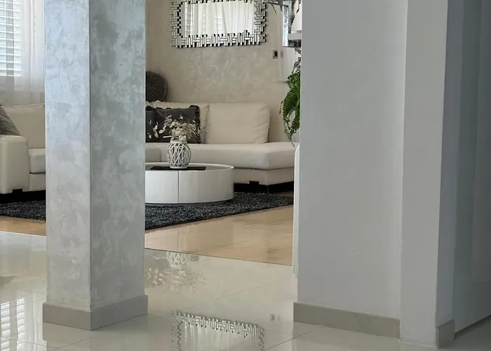 Dream Podstrana
